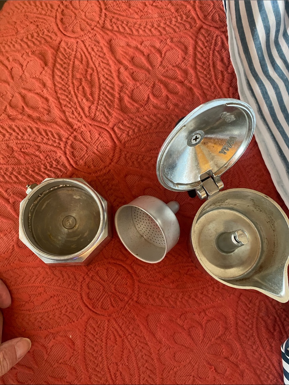BIALETTI Iconic Stovetop Espresso Maker, Makes Real Italian Coffee, Silver - Picture 7 of 13